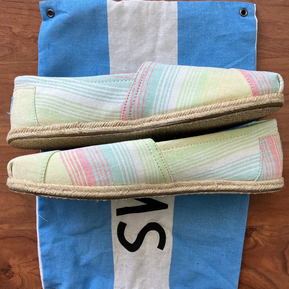 TOMS pastel striped alpargata shoes size 10 - Picture 4 of 6